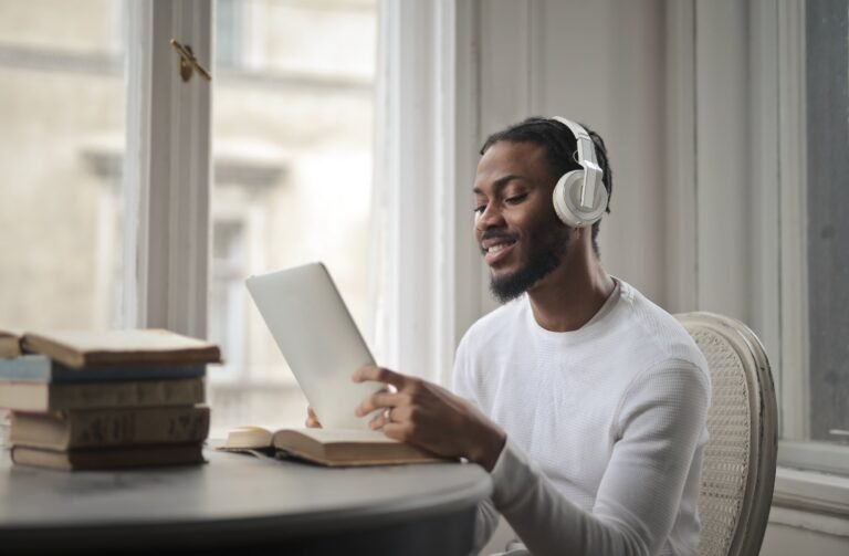 Apprendre Plus Facilement : Comment la Musique Peut Révolutionner votre Mémoire